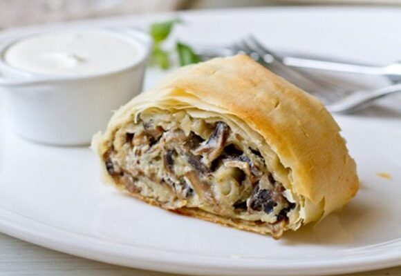 Рулетики с шампиньонами