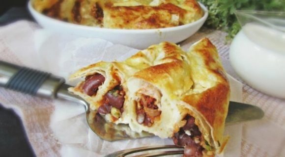 Лаваш с фасолью и курицей