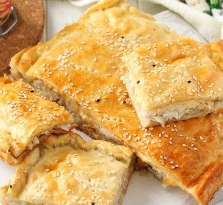 Греческий сырный пирог из теста фило «Тиропита»