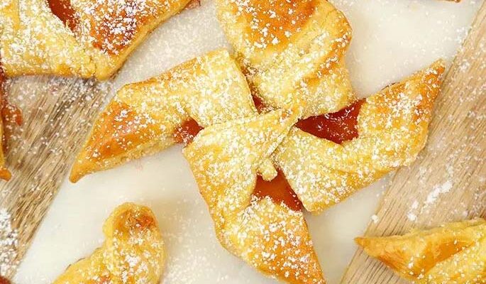 Печенье с персиками из теста фило