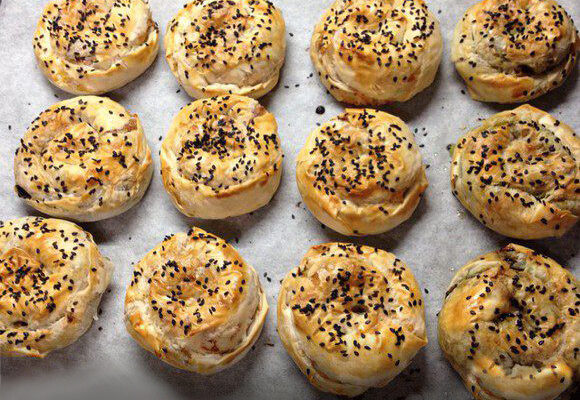 Булочки со шпинатом из теста фило